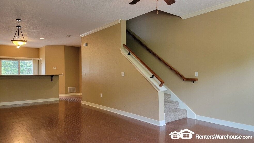 Building Photo - 2816 Lake Ave