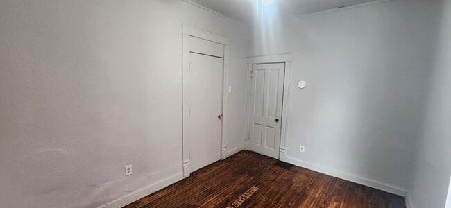 Building Photo - 211 W Williams St