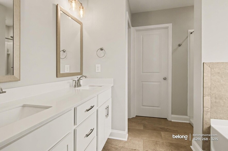 Building Photo - 750 Banister Dr