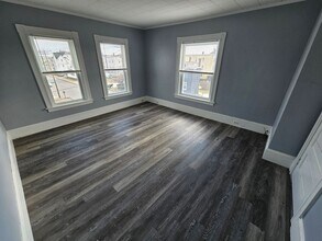 Building Photo - 257 Amory St