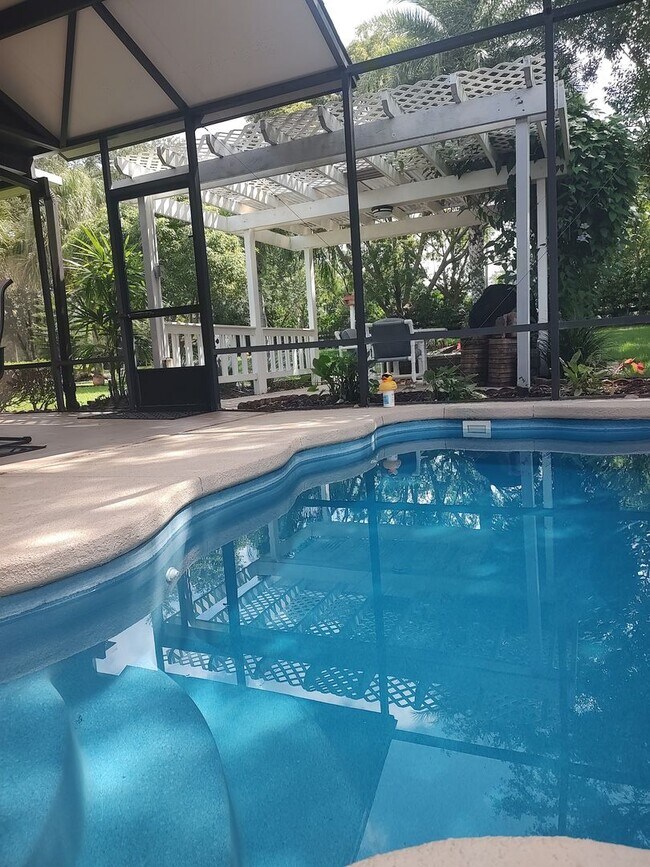 Building Photo - Furnish Single Family Home in The Villages