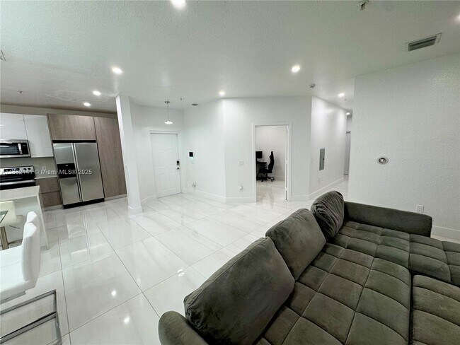 Building Photo - 4351 SW 160th Ave