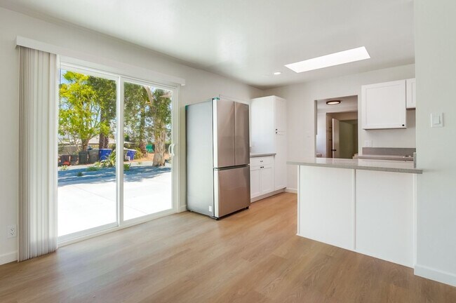 Building Photo - Charming & Upgraded San Marcos Home with P...