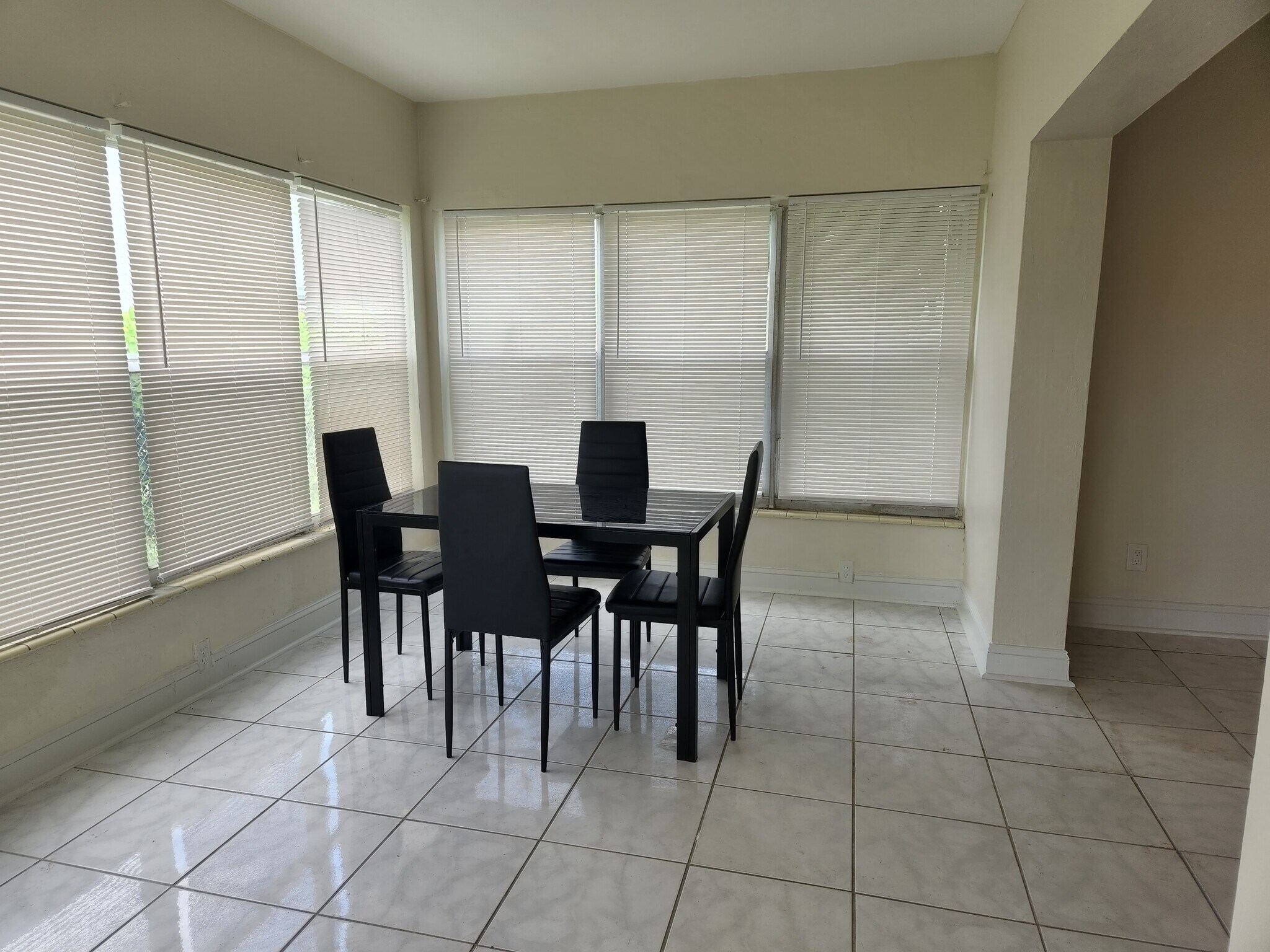 Building Photo - 1922 Taylor St