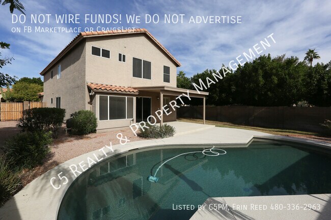 Building Photo - 3131 E Cottonwood Ln