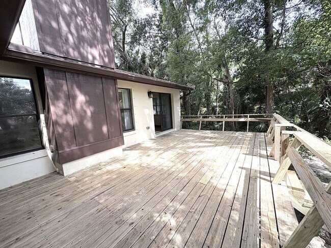 Building Photo - Beautiful 3 Bedroom Ormond Beach Townhome in The Trails!