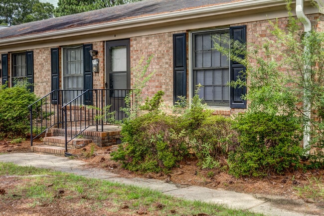 Building Photo - 307 Fairview Ave SW