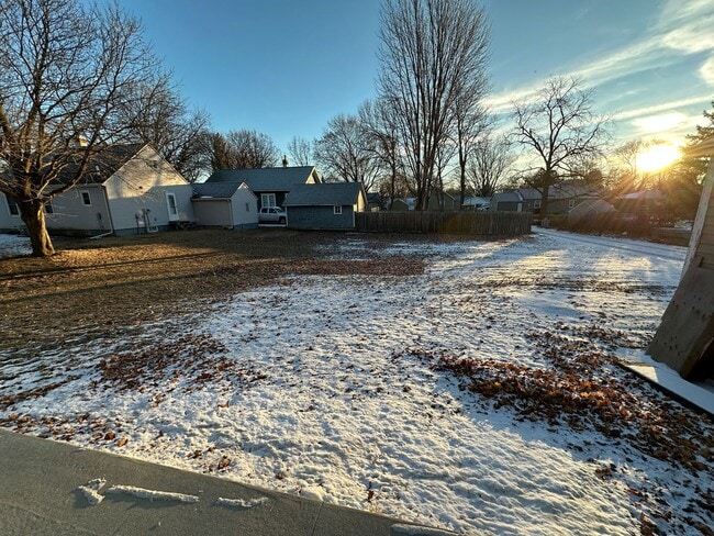 Building Photo - Spacious 4 Bedroom Home Available for Rent in Orange City