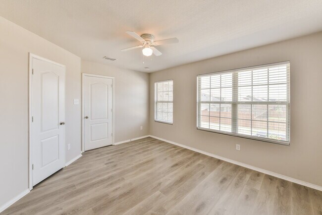 Building Photo - 7908 Spritsail Ln