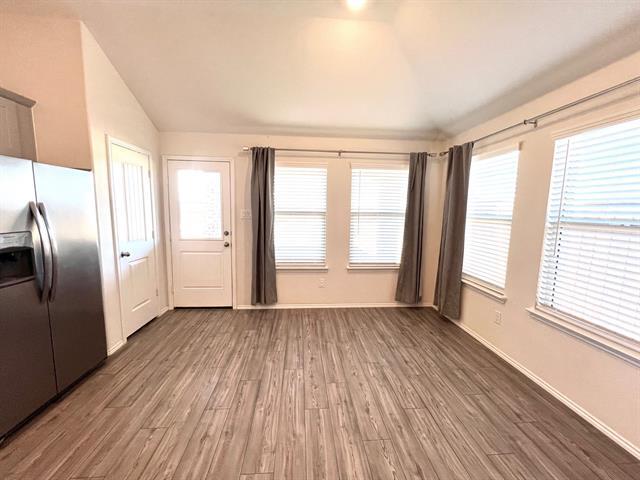 Building Photo - 2301 Rosaline Dr