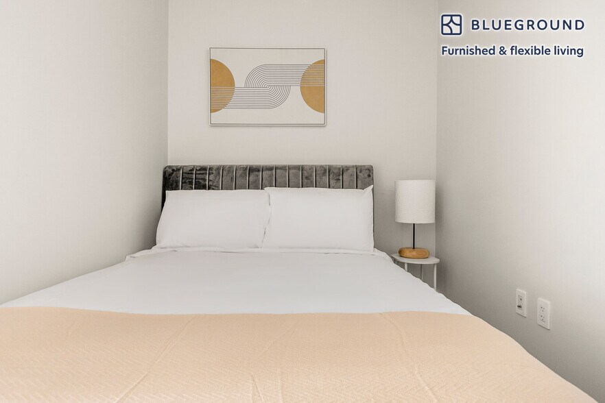 Building Photo - 1210 S Indiana Ave