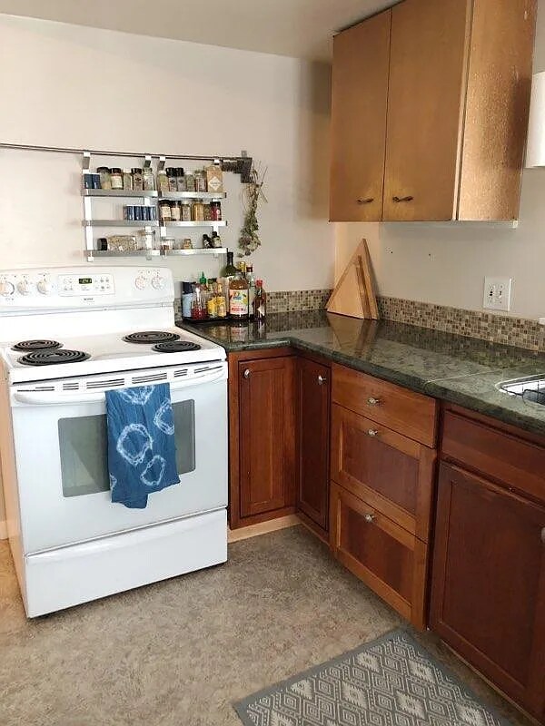 Building Photo - 925 Grandview Ave