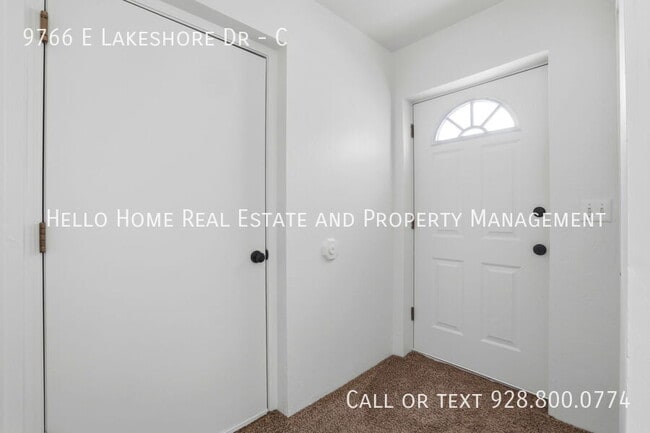 Building Photo - 9766 E Lakeshore Dr