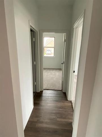 Building Photo - 2221 Grassland Ave