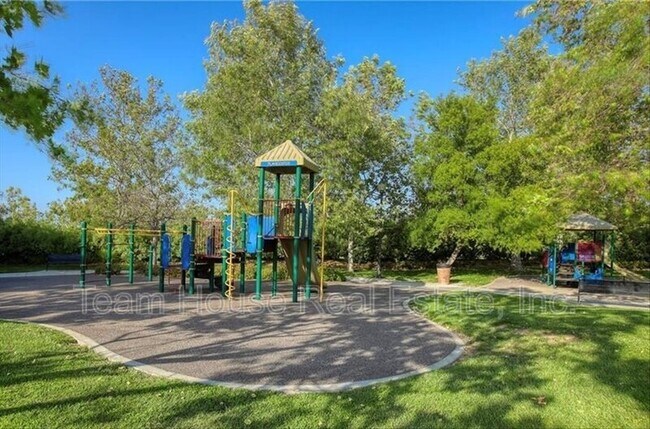 Building Photo - 26734 Via Bellazza