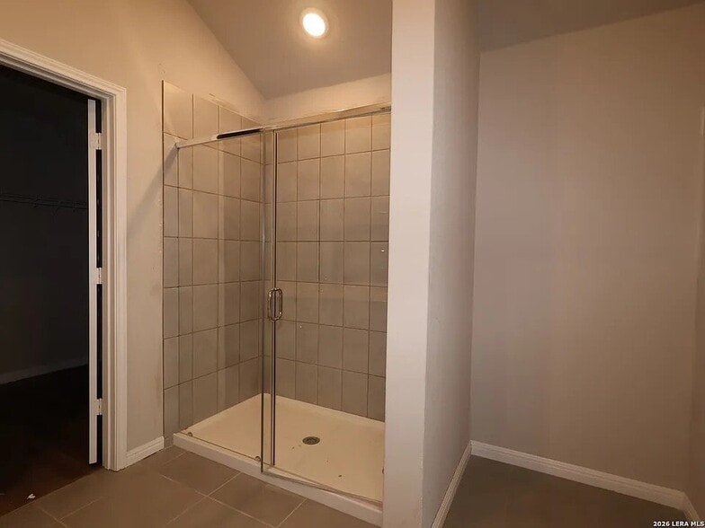 Building Photo - 6228 Medina Oasis
