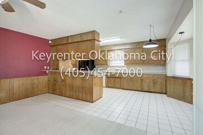 Building Photo - 3632 Sunvalley Dr