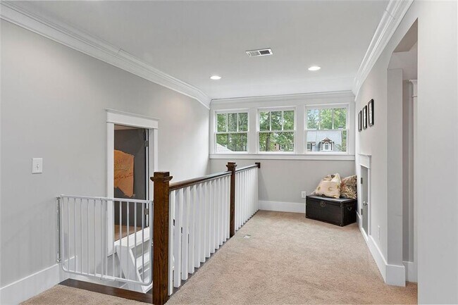 Building Photo - 2908 Mabry Ln NE