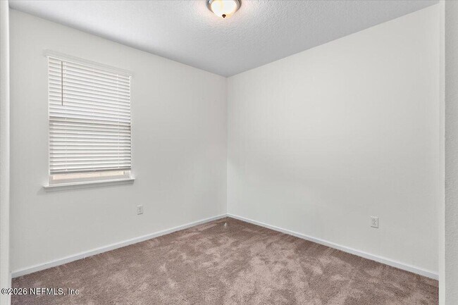 Building Photo - 595 Wild Rose Ln