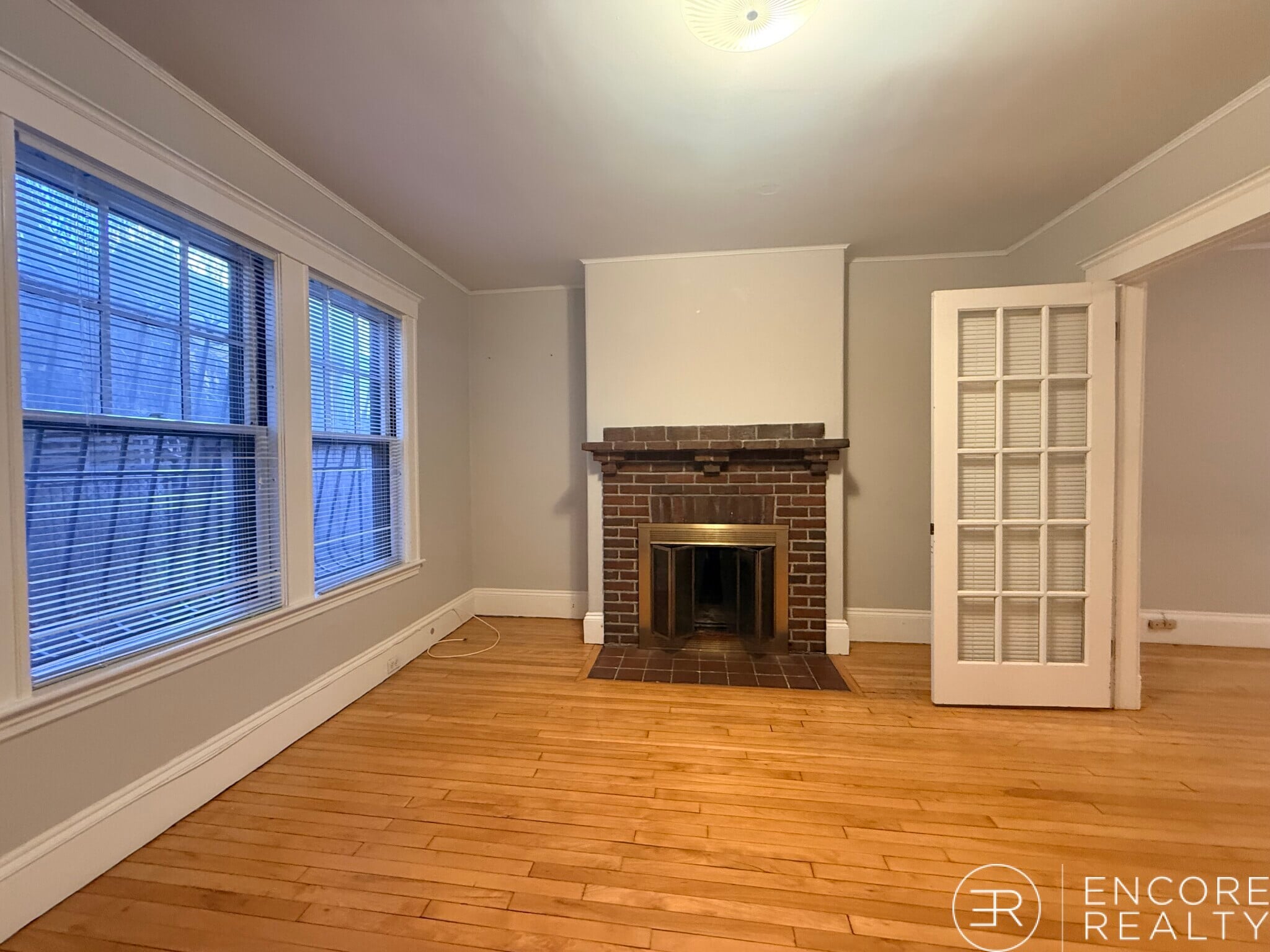 Building Photo - 11 Story St