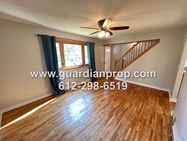 Building Photo - Mounds View House Available Now, Updated K...