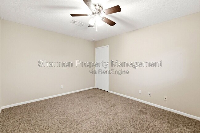 Building Photo - 6307 Jadecrest Dr