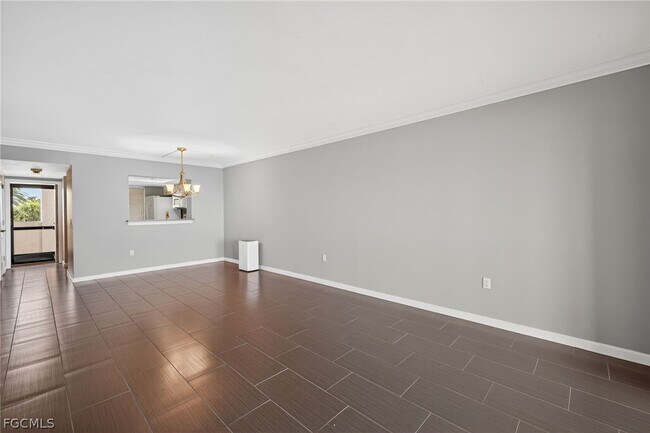 Building Photo - 7430 Lake Breeze Dr