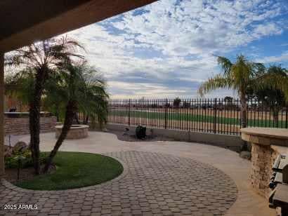 Building Photo - 6850 S Birdie Way