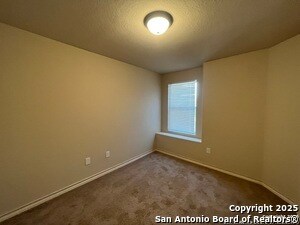 Building Photo - 7034 Lakeview Dr.