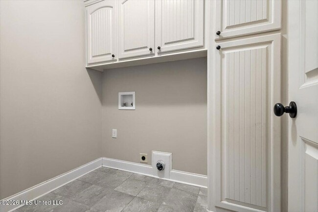 Building Photo - 1022 Trinity Dr