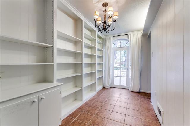 Building Photo - 4244 Potomac Ave