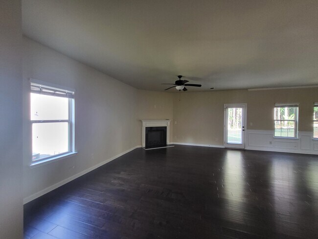 Building Photo - 5716 Westin Cir