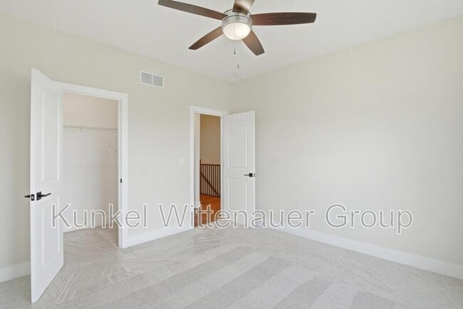 Building Photo - 829 Bushwood Way
