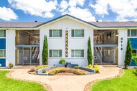 Building Photo - Paragon Apartments