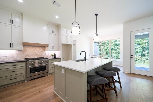 Building Photo - 14509 Stonebrook Ln
