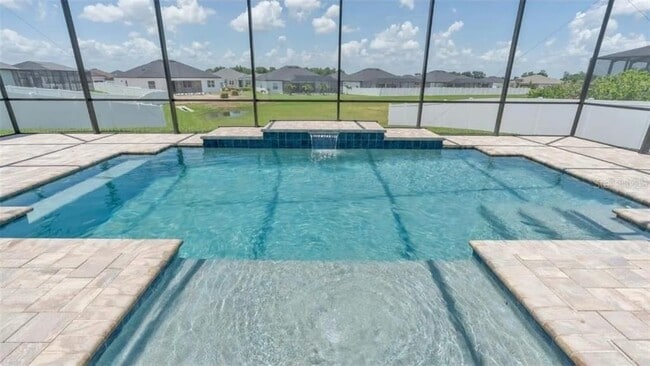 Building Photo - 6980 Bentridge Dr