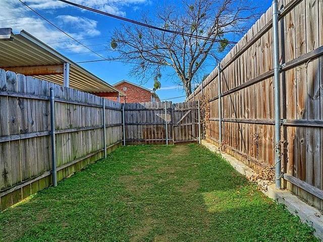 Building Photo - 210 Rolston Rd