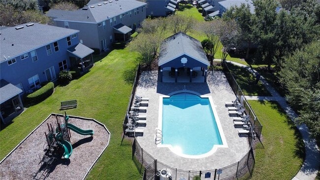 Building Photo - 1941 Brancaster Cir