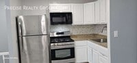 Building Photo - 442 Olmstead Ave