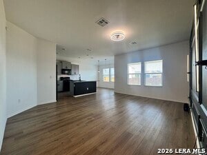 Building Photo - 370 Carmello