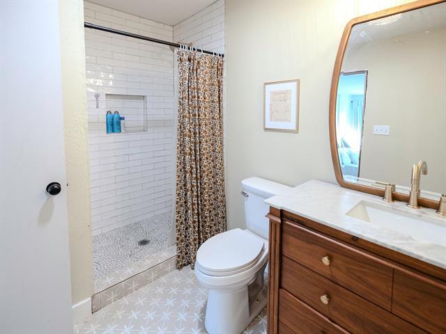 Building Photo - 2207 Marble Falls Dr