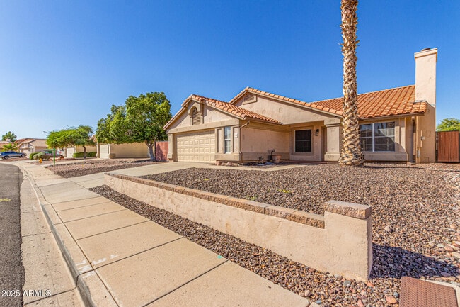 Building Photo - 5340 W Oraibi Dr