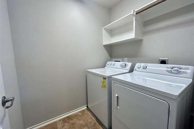 Building Photo - 18 Whitekirk Pl