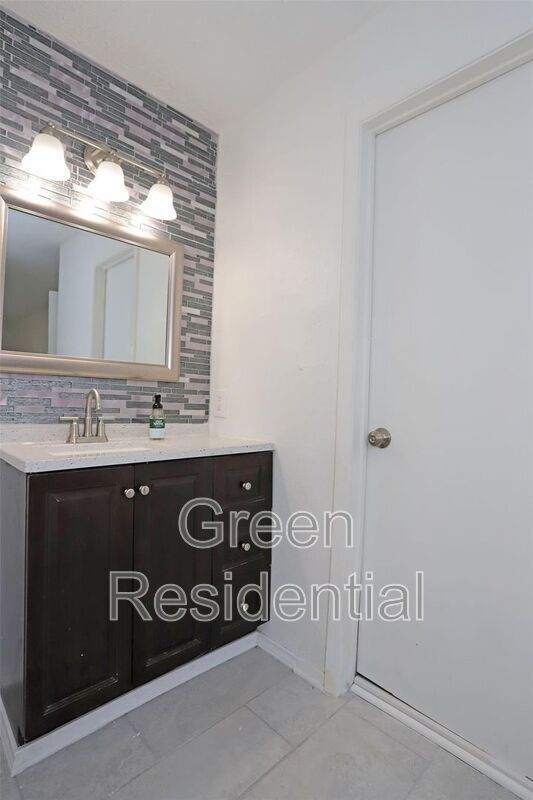 Building Photo - 3542 Ocee St