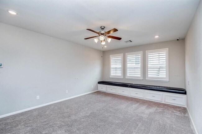 Building Photo - 4107 Willow Wind Ct