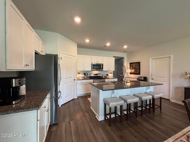 Building Photo - 1329 Clendon Cir