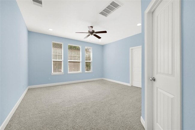 Building Photo - 1333 W 23rd St