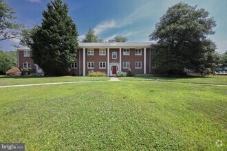 Building Photo - 121 Cherry Parke