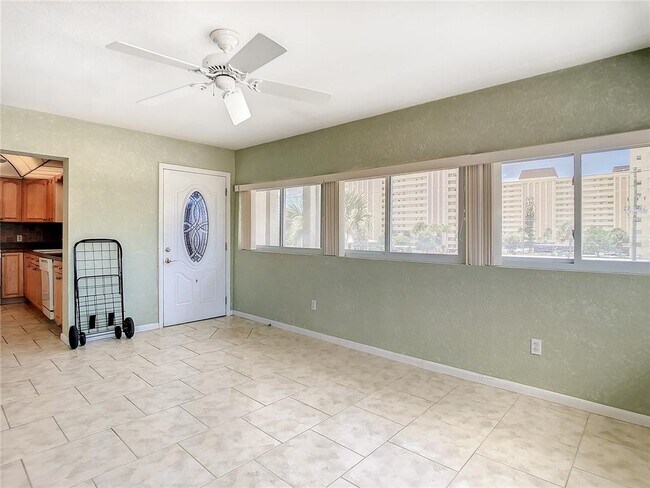 Building Photo - 4455 Duhme Rd