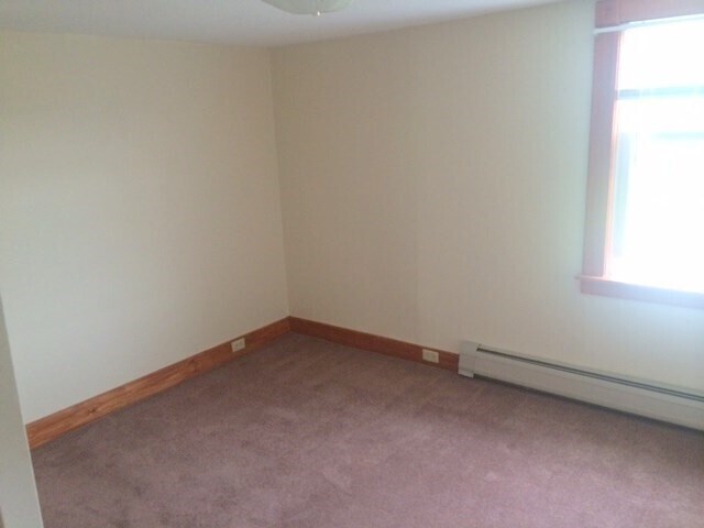 Building Photo - 421 N East St